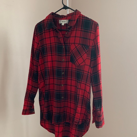 Pink Rose Tops - Pink Rose Vibrant Red and Black Checkered Top